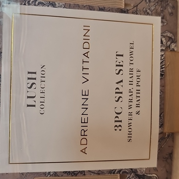 Adrienne Vittadini 3 PC Spa Set ~ Cream NIB W/Bath Salts - Picture 3 of 7